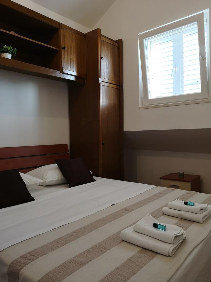 Apartment Sea San Makarska Bagian luar foto